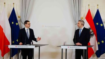 Başbakan Morawiecki: “Savaşın oksijenini kesmemiz gerekiyor.”