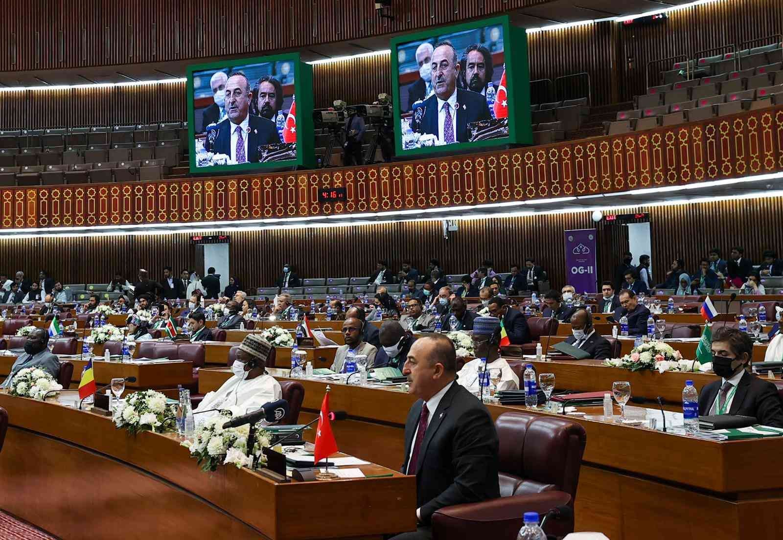 Dışişleri Bakanı Çavuşoğlu: “Bizim için Harkov’da dökülen kan ile Halep’te dökülen kan birdir”