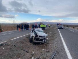 Nevşehir’de otomobil refüje çıkarak takla attı: 1 ölü, 2 yaralı