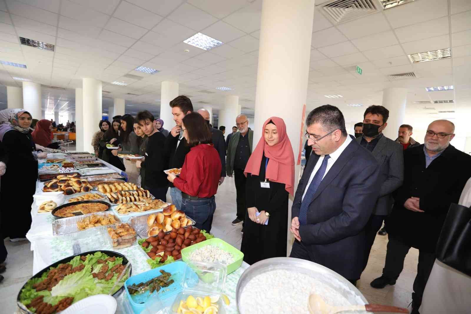 NEVÜ’de “Hayır Pazarı” düzenlendi