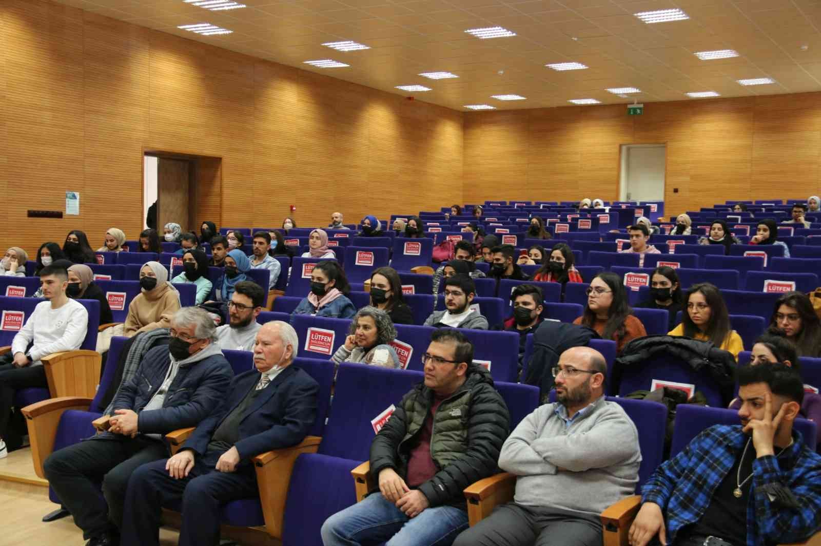 NEVÜ’de Yaşayan Örnekleriyle İlkokul Öğretmenliği konuşuldu
