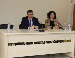 Rektör Aktekin, Sağlık Hizmetleri MYO Akademik Genel Kurul toplantısına katıldı
