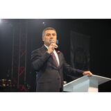 DÜNYA KADINLAR GÜNÜ GÖLBAŞI’NDA BÜLENT SERTTAŞ KONSERİ İLE KUTLANDI