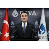 BABACAN, ERDOĞAN’IN HEDEF GÖSTERDİĞİ HEKİMLERİ SAVUNDU