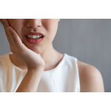 ÇÜRÜK DİŞLER FAZLA KİLO ALMANIZA YOL AÇABİLİR