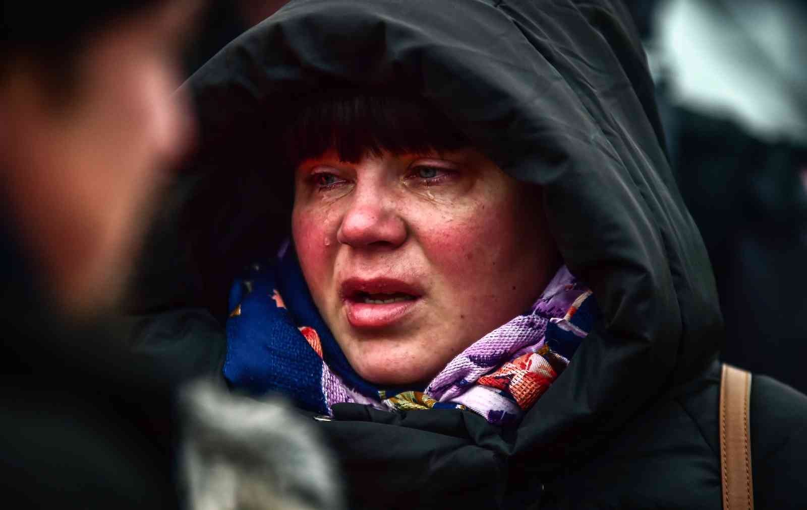 Ukraynalılar ülkelerine gözyaşları içerisinde veda etti