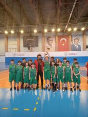 ALTINYILDIZLI BASKETBOLCULAR ŞAMPİYON