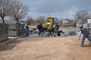 Tuzköy’de yol yapım ve sokak aydınlatması çalışmaları sürüyor