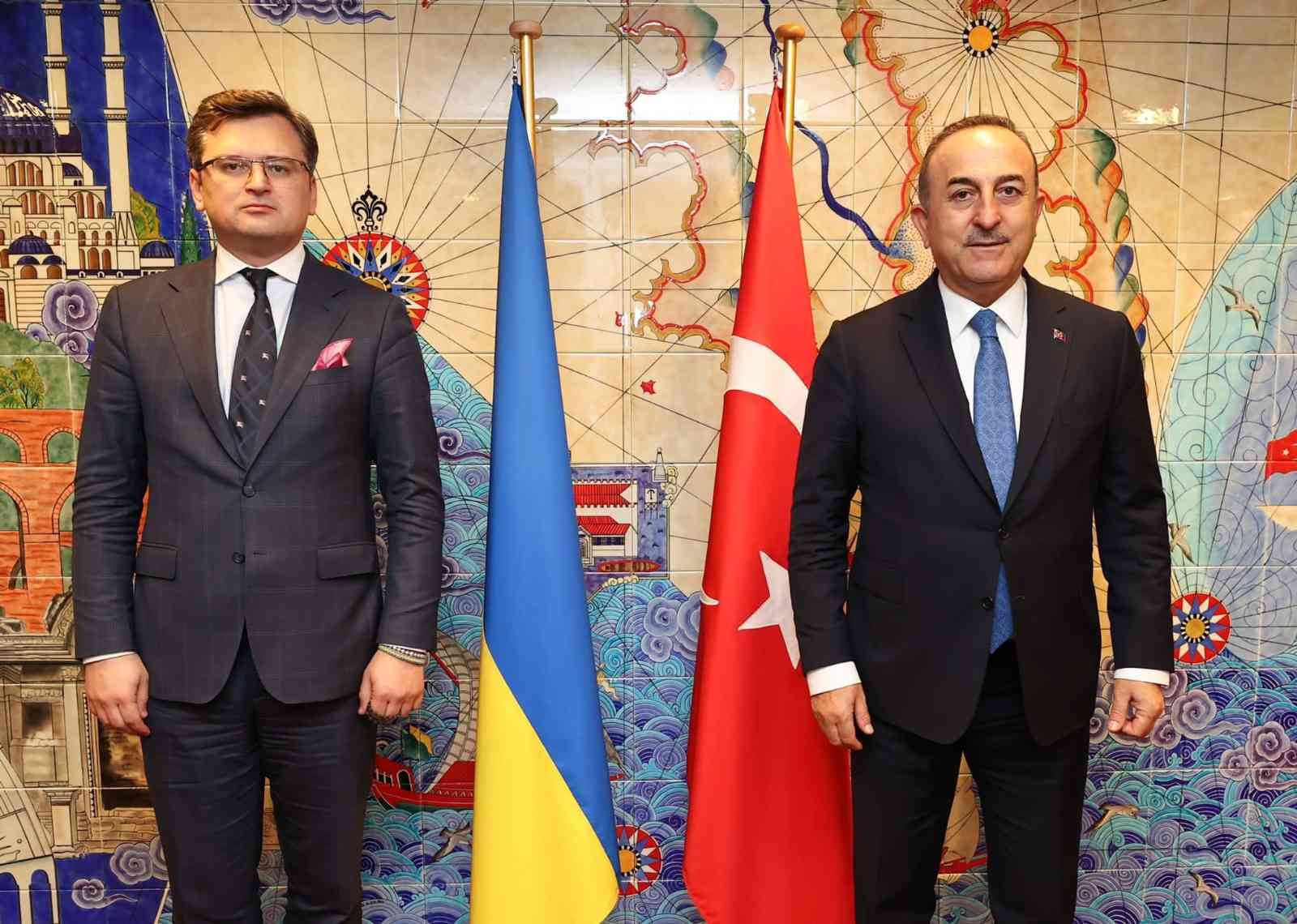Bakan Çavuşoğlu, Ukrayna Dışişleri Bakanı Kuleba ile görüştü