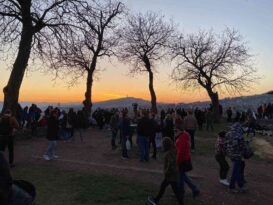 Bosna Hersek’teki Sarı Kale’de iftar geleneksel top atışıyla açıldı