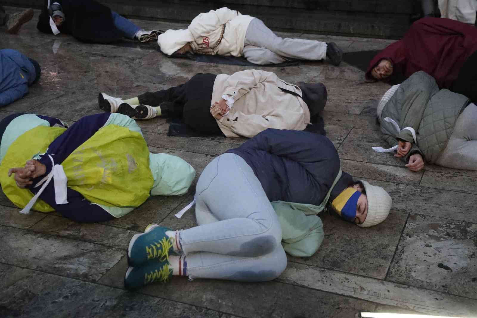 Gürcistan’da Bucha protestosu