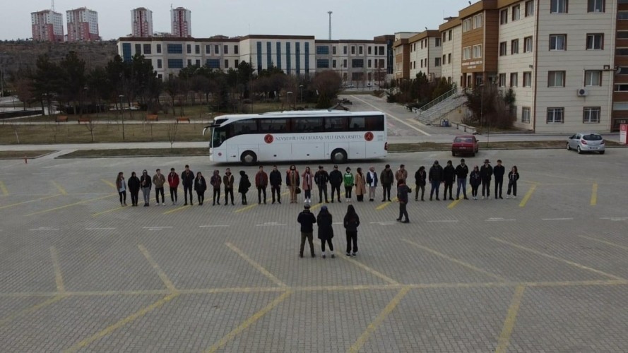 NEVÜ İzci Kulübü “Gölge Oyunları Çadır Eğitim Kampı” düzenledi
