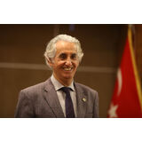 Prof. Dr. Haydar Sur: “Halk sağlığının korunması için öncelik ‘barış’tır”