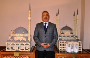 Savran Ünver’in adamı mı?