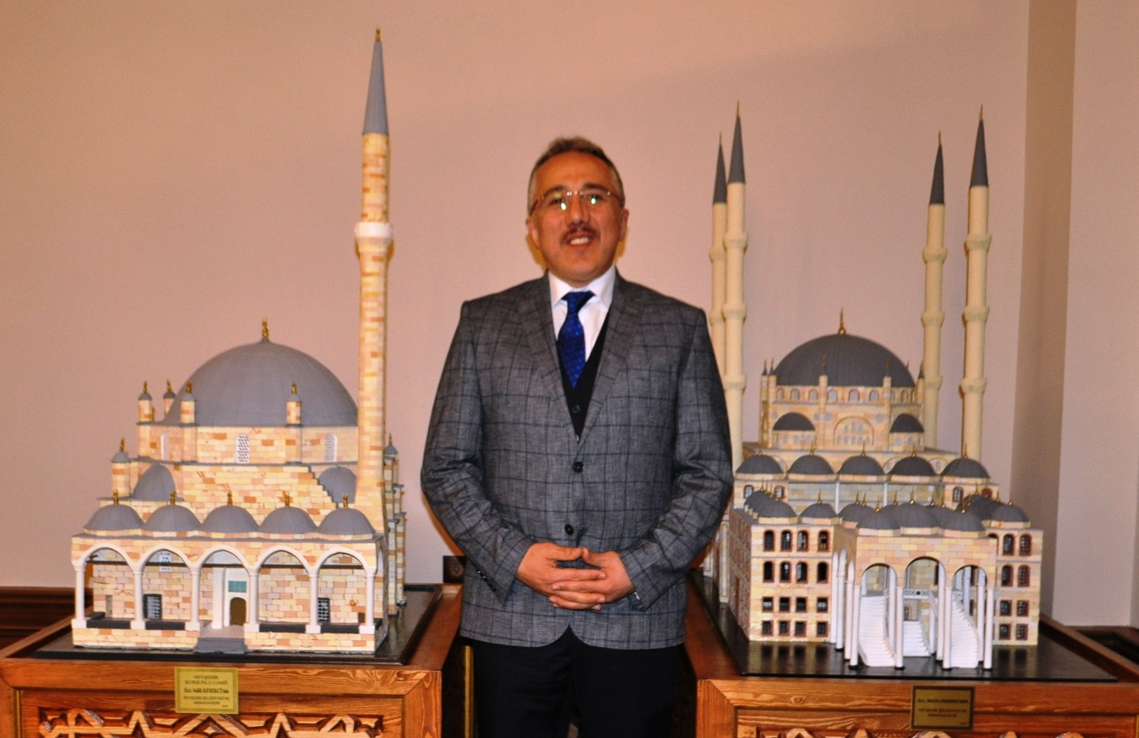 Savran Ünver’in adamı mı?