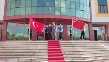 Nevşehir 1.si Ödülünü Darüşşafaka’ya Bağışladı