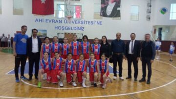 Altınyıldızlı Basketbolcular Yarı Final 3.sü