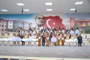 Altınyıldız Kreş Anaokulu’nun Yılsonu Gösterisi İzleyenleri Büyüledi