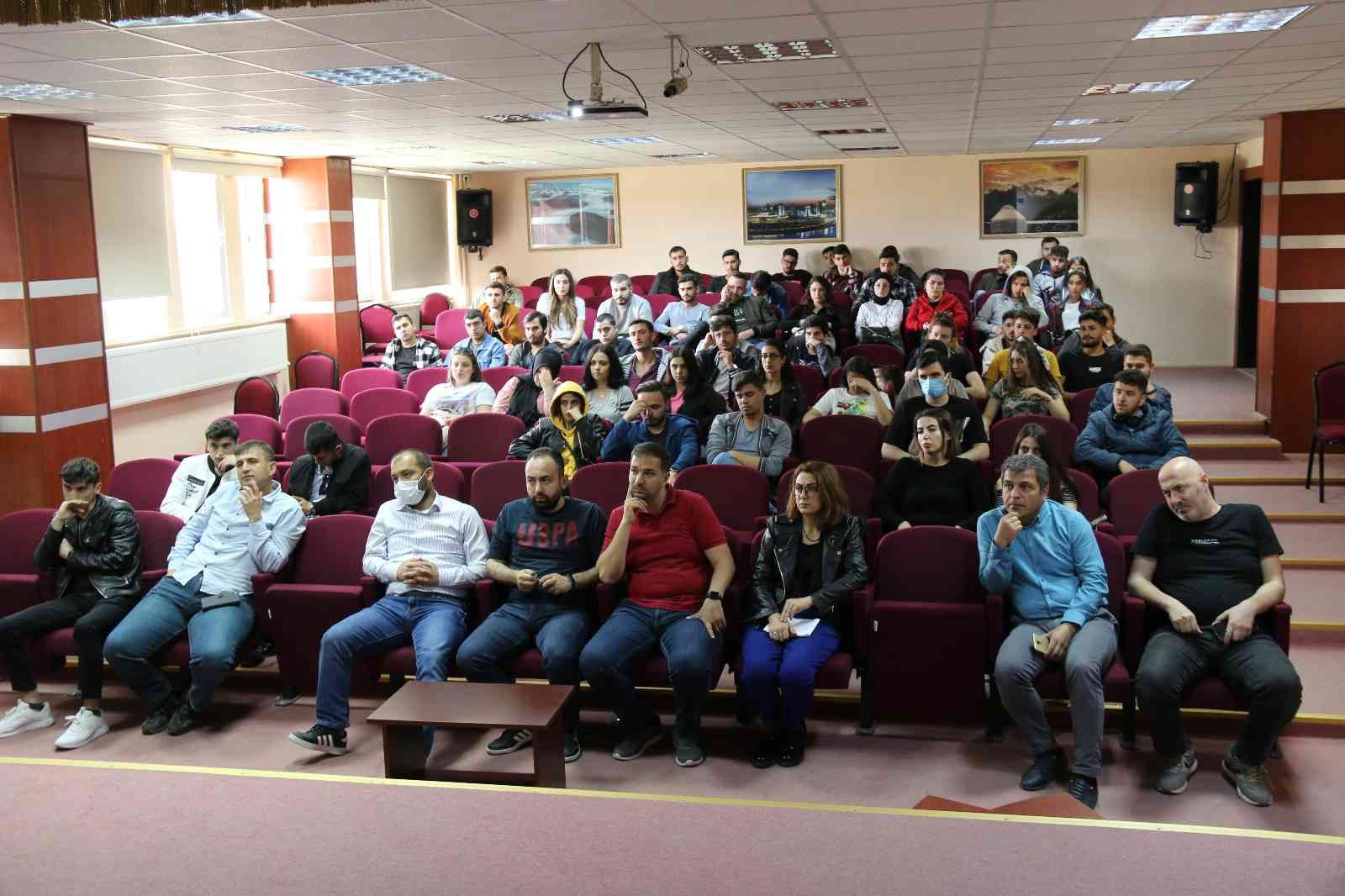 NEVÜ’de ‘Biyogaz ile Elektrik Üretimi’ konulu panel düzenlendi