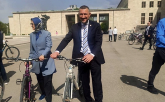 Milletvekili Açıkgöz, TBMM Bisiklet Tanıtım Turu programına katıldı.