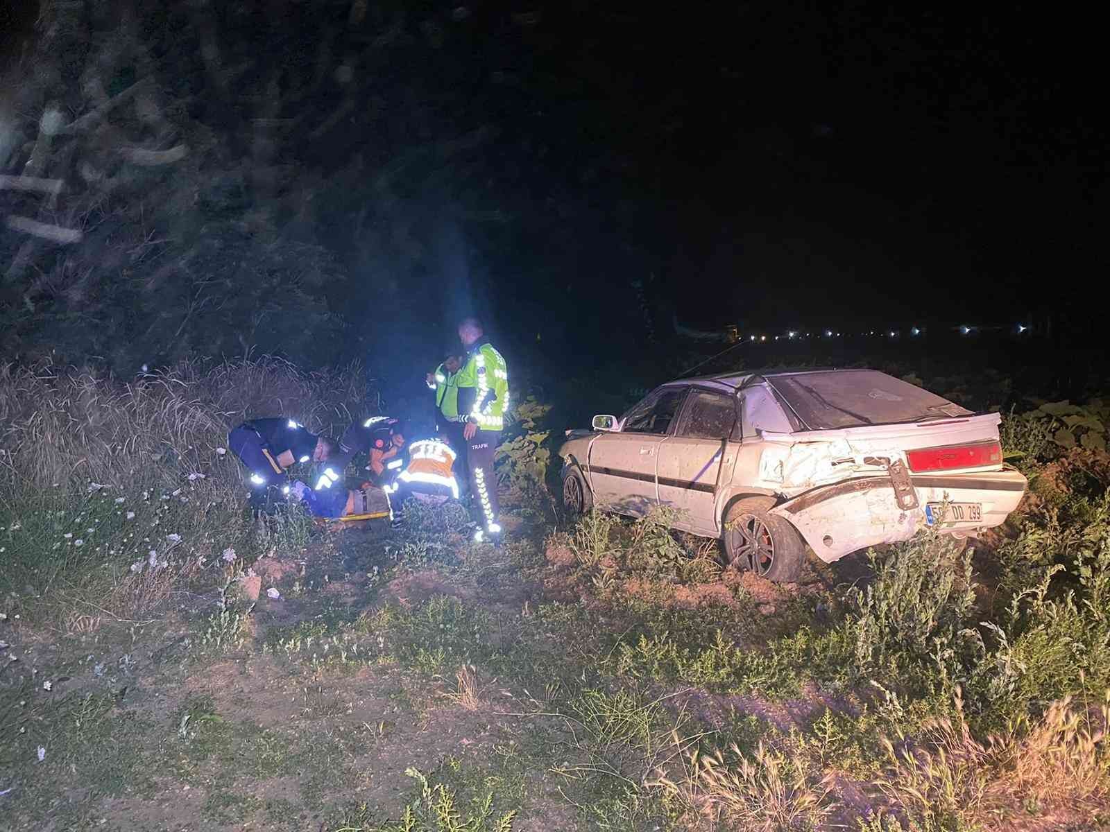 Nevşehir’de tarlaya uçan aracın altında kalan sürücü yaralandı