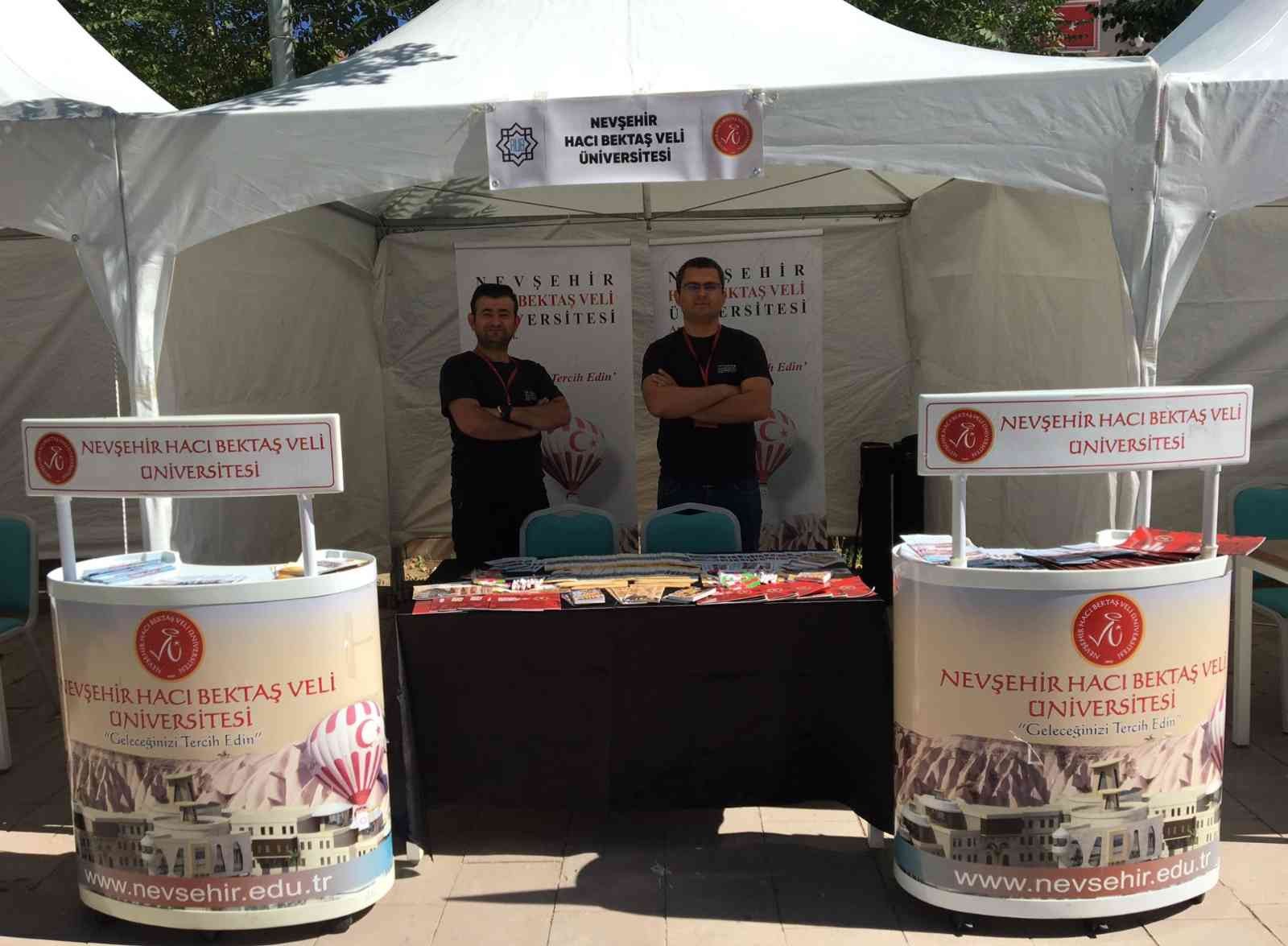NEVÜ, Üniversite adayı gençlerle buluşuyor