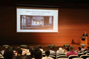 NEVÜ’de ‘Milli Birlik ve İradenin Bir Yansıması 15 Temmuz’ konulu konferans düzenlendi