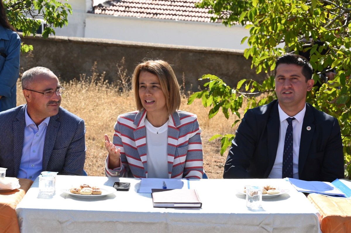 Vali Becel Kozaklı köylerindeydi