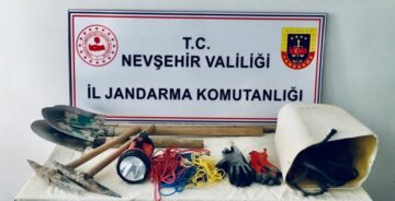 Nevşehir’de kaçak kazı yapan 2 kişi suçüstü yakalandı