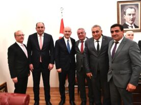 MHP heyeti Bakan Soylu ile bir araya geldi