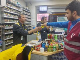 YRP Gençlik kollarından gece ziyaretleri