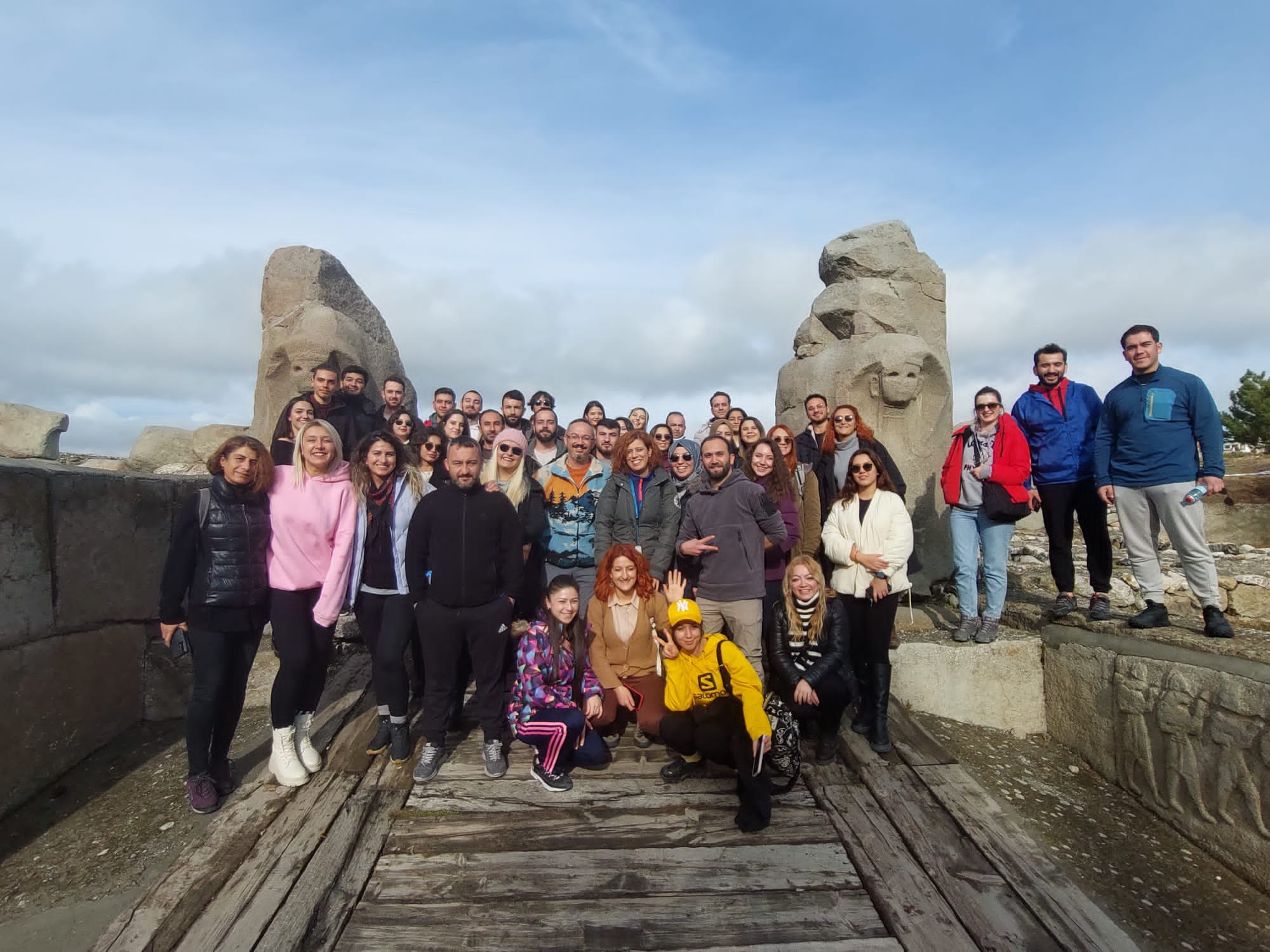 Turist Rehberliği Öğrencilerinden Müze ve Ören Yerleri Gezisi