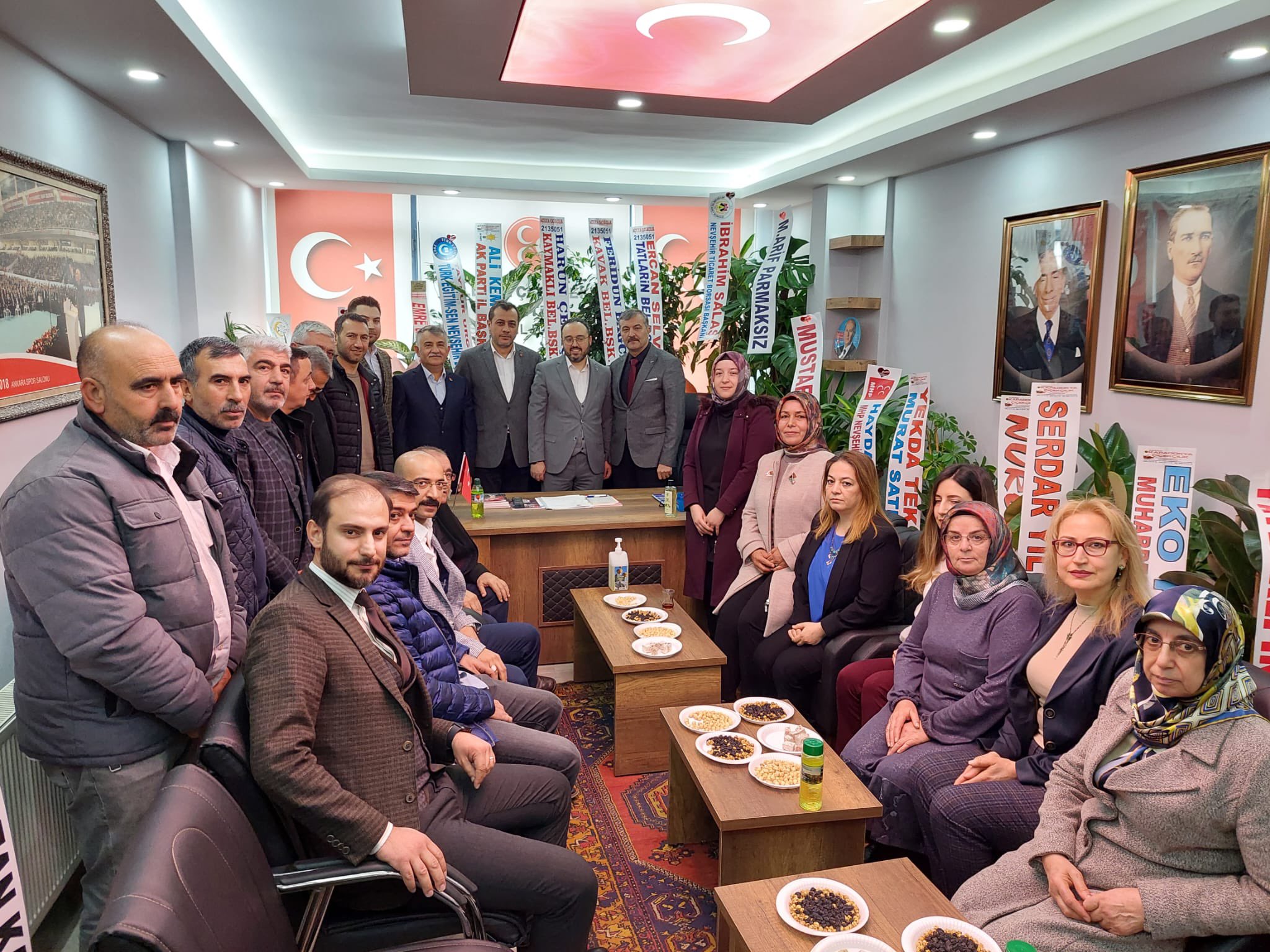 AK Parti heyetinden hayırlı olsun ziyareti