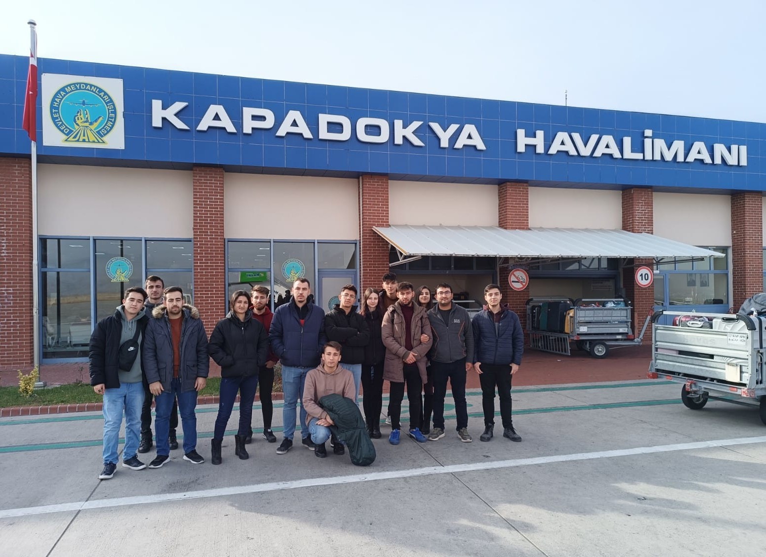 NEVÜ’lü öğrencilerden Kapadokya Havalimanı’na teknik gezi