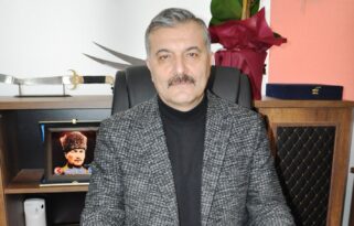 Gazeteci kamuoyunun aynası