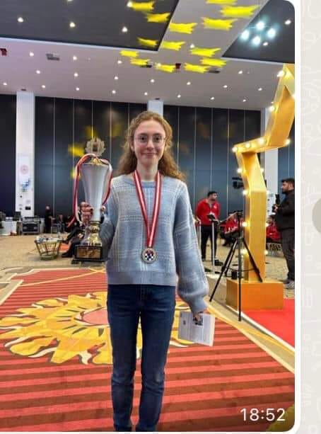 Türkiye Küçükler ve Yıldızlar Satranç Şampiyonası’nda genç yıldız Avanoslu Edibe Eylül Çengel