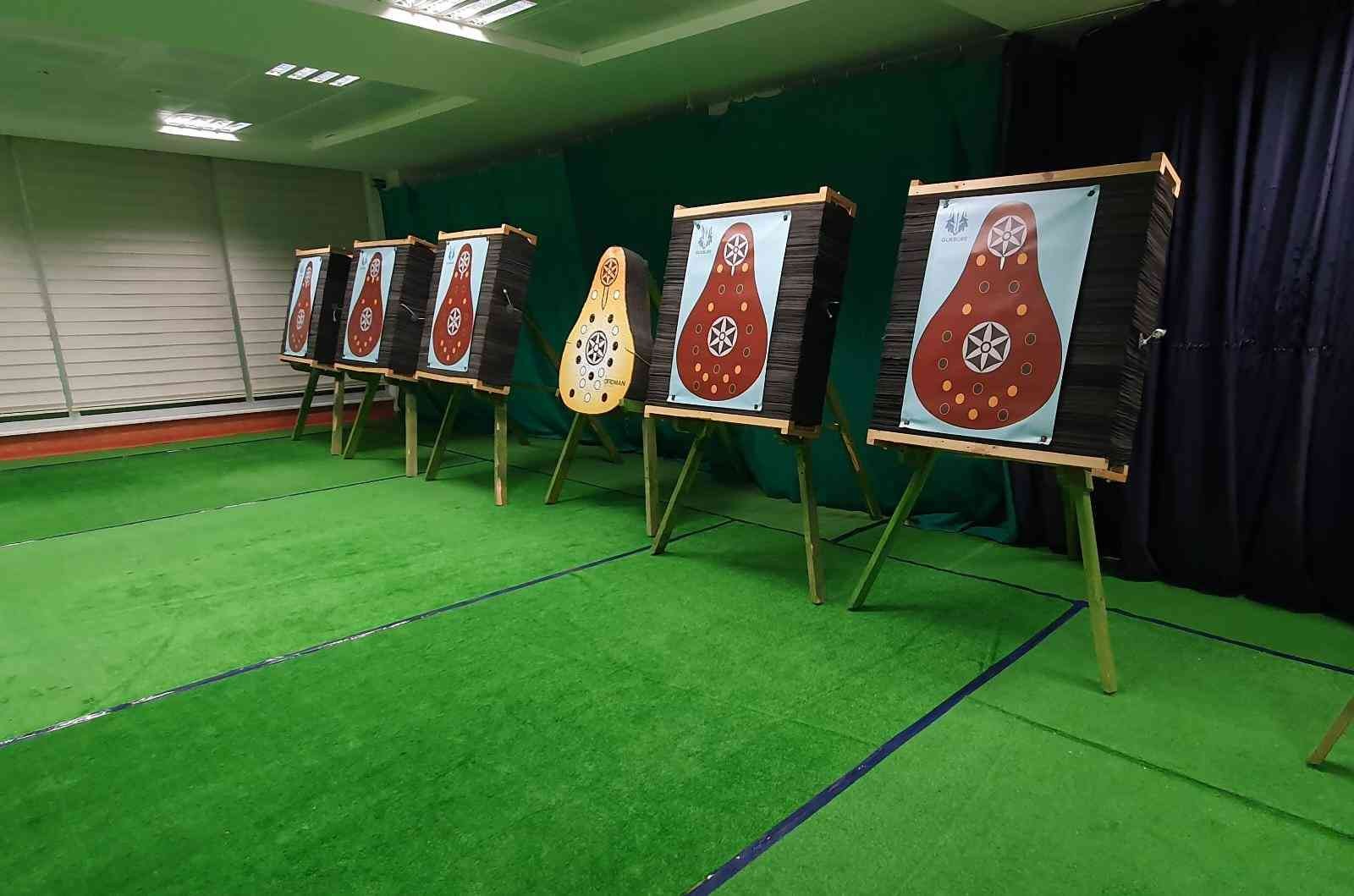 Nevşehir Belediyesi okçuluk kursu açtı