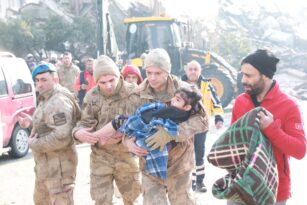 KIZILAY AFET BÖLGESİNDE YARDIM ÇALIŞMALARINI SÜRDÜRÜYOR