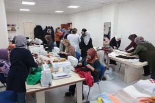 NEVŞEHİRLİ KADINLAR DEPREMZEDELER İÇİN SEFERBER OLDU