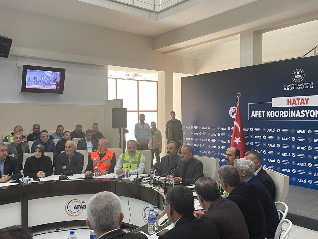 BELEDİYE BAŞKANI SAVRAN HATAY’DA DÜZENLENEN KOORDİNASYON TOPLANTISINA KATILDI