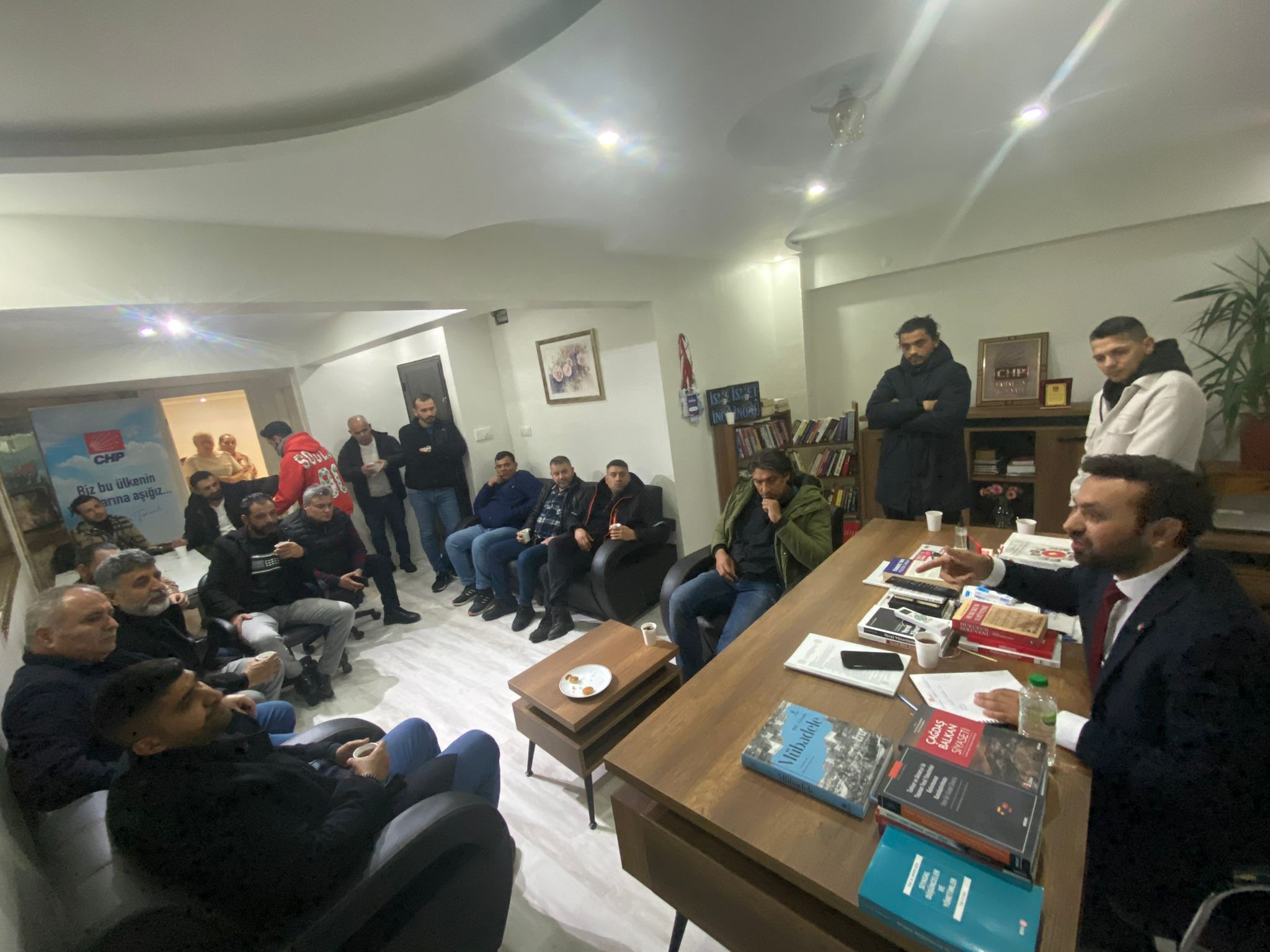 İstanbul’daki Romanlar bağımsız aday çıkarma kararı aldı