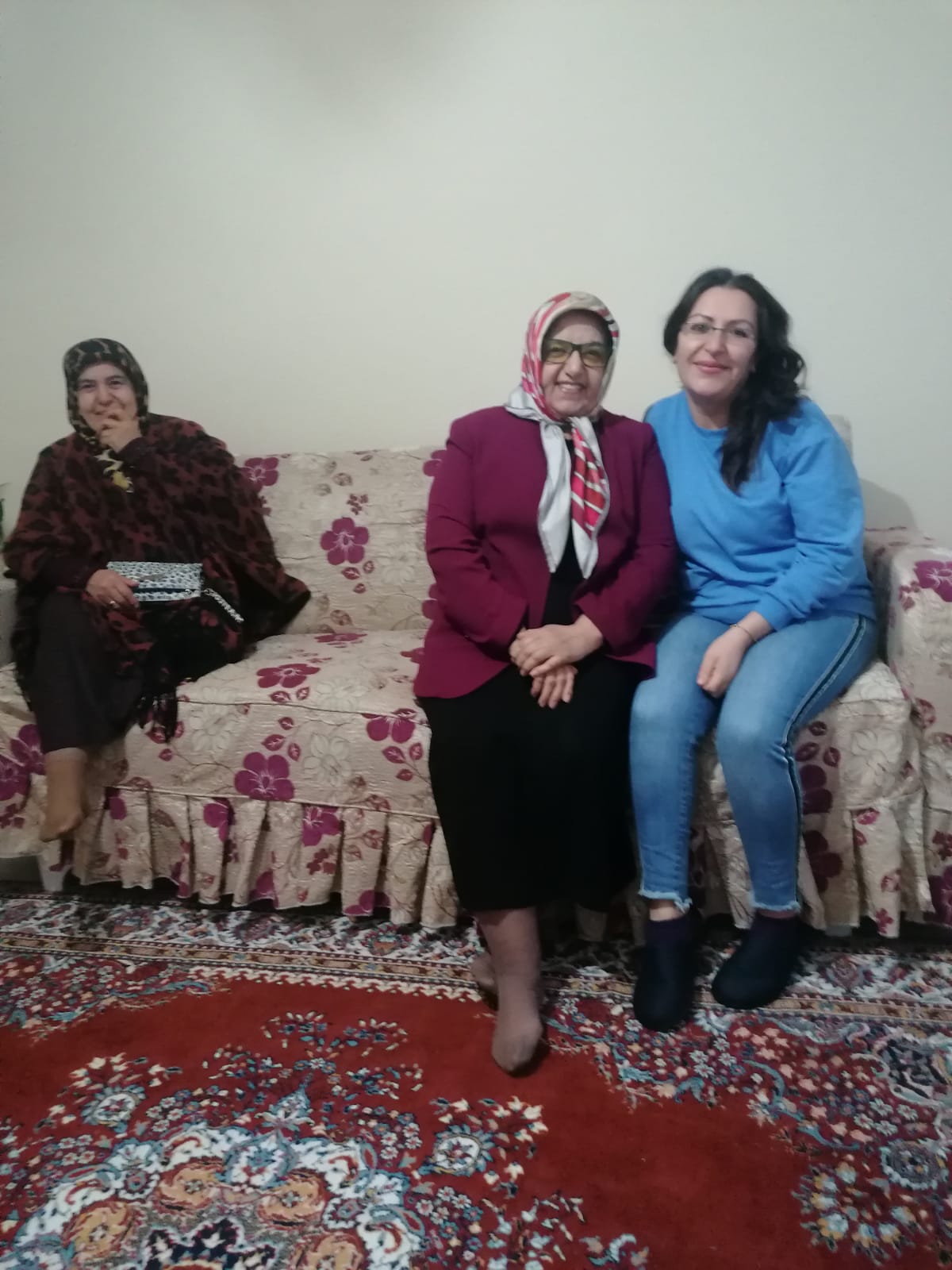 Atlı kadınlardan Erdoğan ve AK Parti için oy istedi
