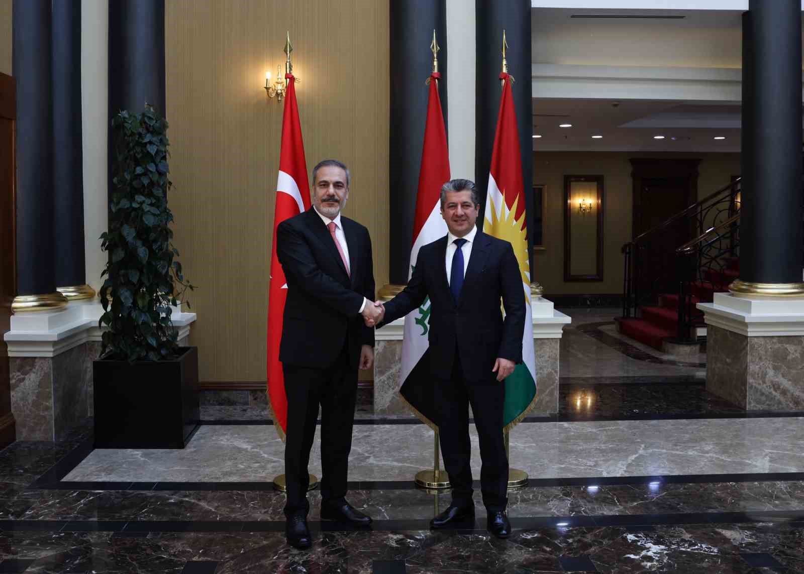 Bakan Fidan, IKBY Başbakanı Mesrur Barzani ile görüştü