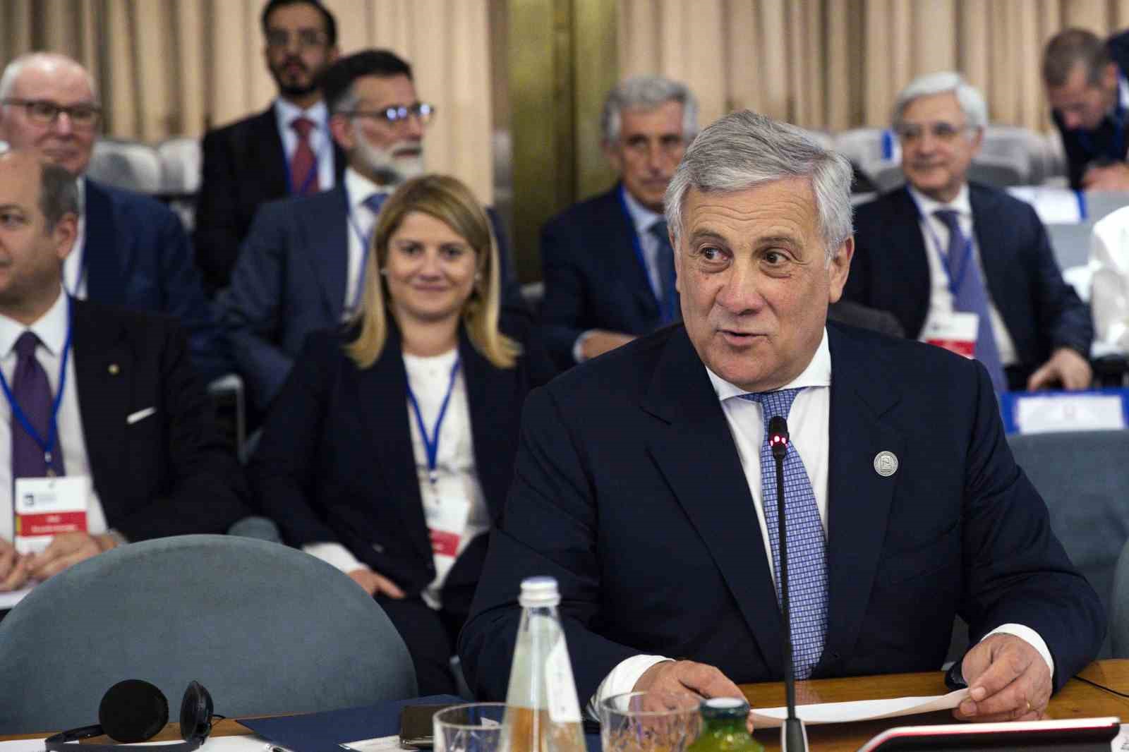 İtalya Dışişleri Bakanı Tajani: “Kaddafi’nin öldürülmesine izin vermek ciddi bir hataydı”