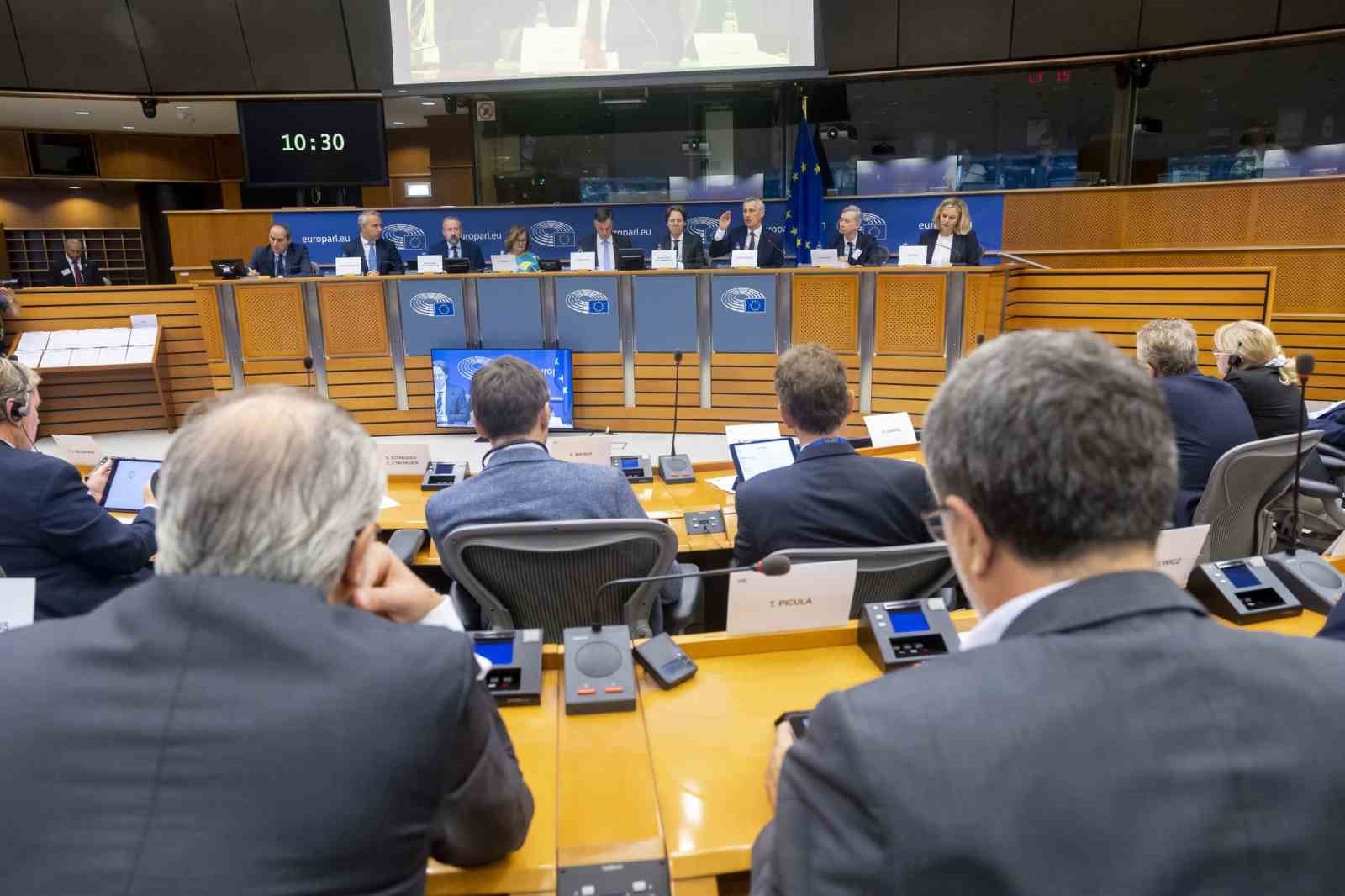 Stoltenberg: “Türkiye’nin tahıl anlaşmasının yeniden hayata geçirilmesine yönelik çabalarını memnuniyetle karşılıyoruz”