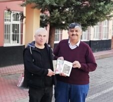 YAZAR AYTEKIN KAYMAKLI’DA BAŞARI VE NEZAKET ÜZERİNE KONUŞTU