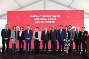 Anadolu Vakfı, Mahmut-Dudu Yazıcı Anadolu Lisesi ile Türkiye’nin eğitim sistemine bir eser daha kazandırdı