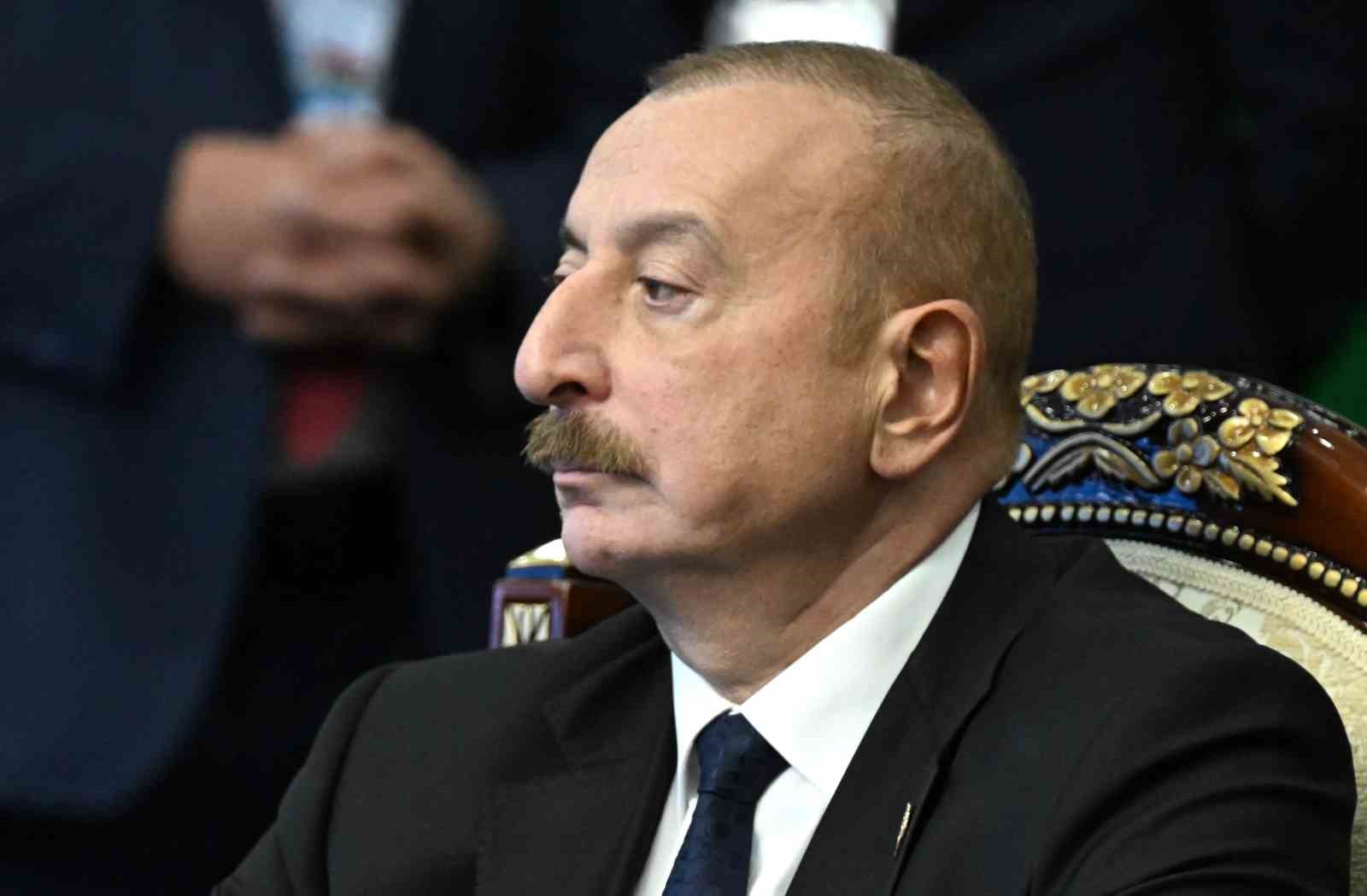 Aliyev: “Fransa, bölgemizde yeni savaşların başlamasına zemin hazırlıyor”