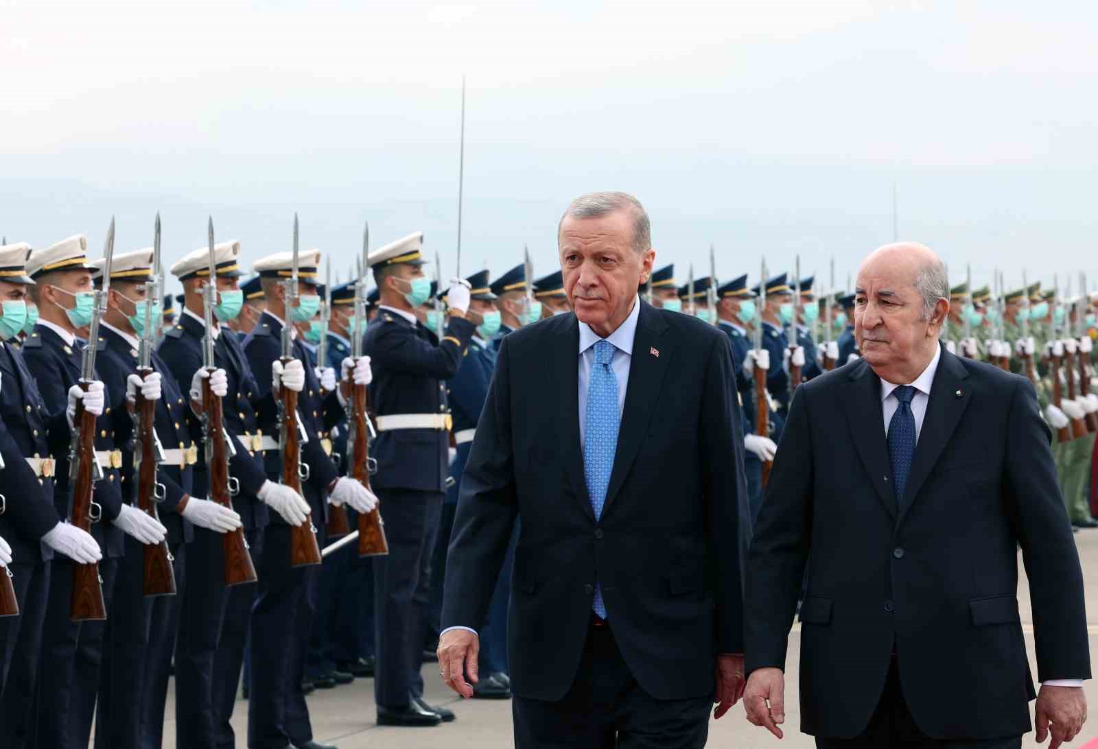Cumhurbaşkanı Erdoğan Cezayir’de