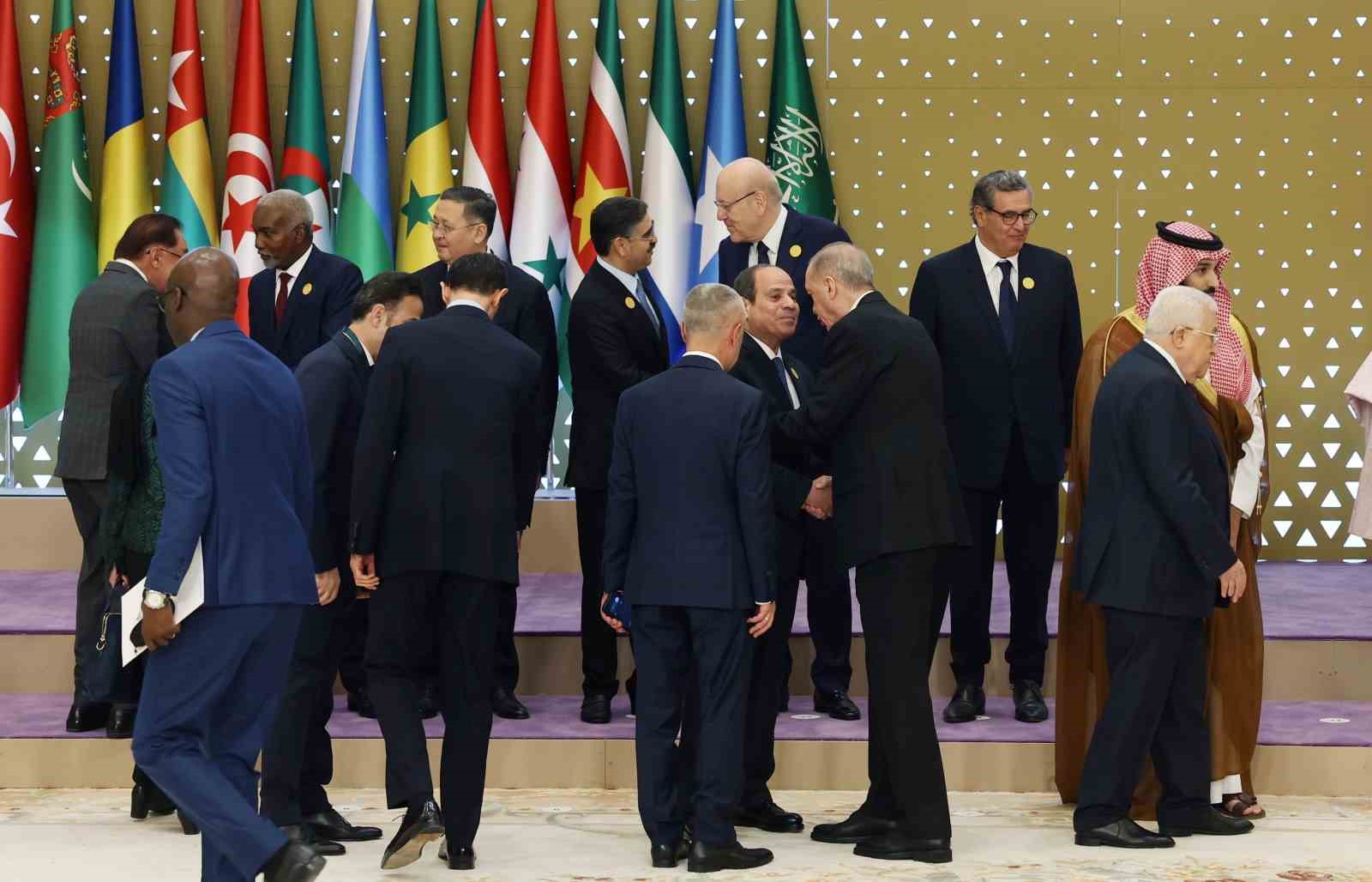 Erdoğan, Riyad’da liderlerle aile fotoğrafı çektirdi